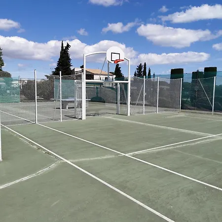 Отель Tennis International 3*