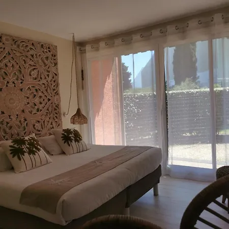 Tennis International 3*