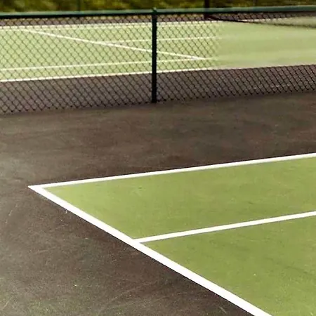 Tennis International 3*