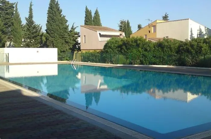 Tennis International Ξενοδοχείο