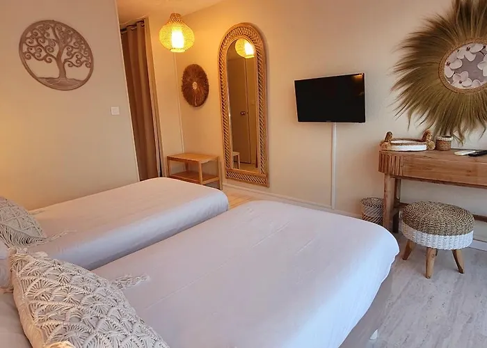 Tennis International