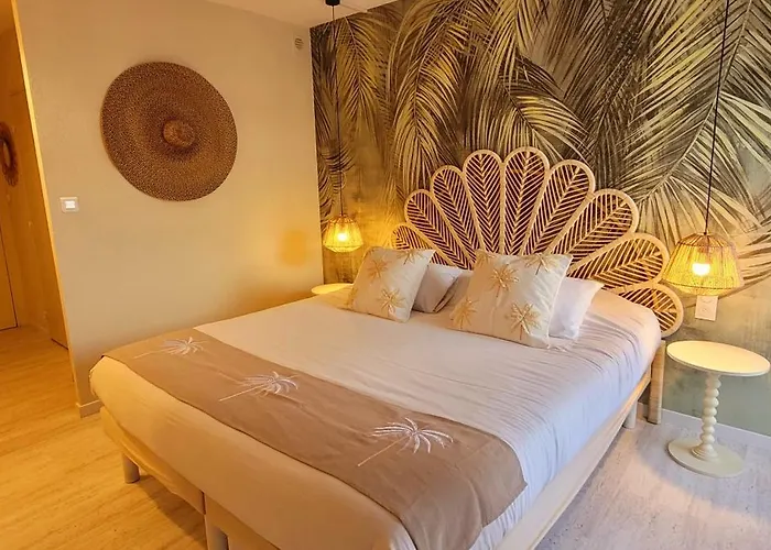 Ξενοδοχείο Tennis International 3*