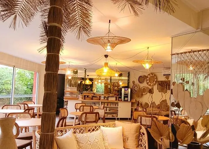 Tennis International Szálloda Agde