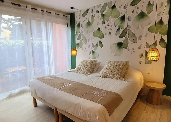 Tennis International Ξενοδοχείο