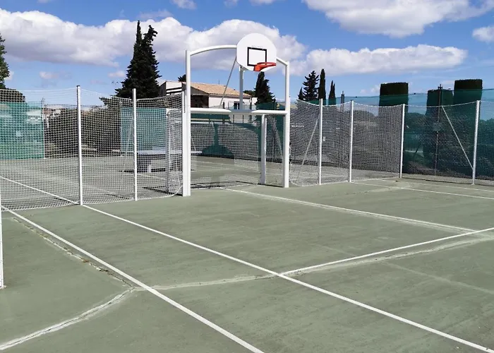 Ξενοδοχείο Tennis International 3*