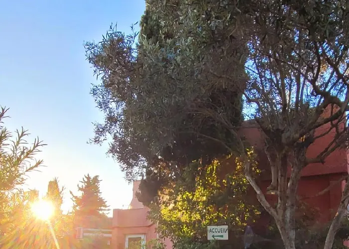 Tennis International Hotel 3*